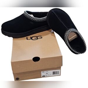 UGG Women's Tasman 5955 Black Size 8, Like New